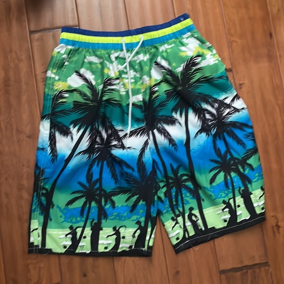 New! Set of 2 swim trunks waist approx 13.5” wide laying flat - Picture 8 of 12